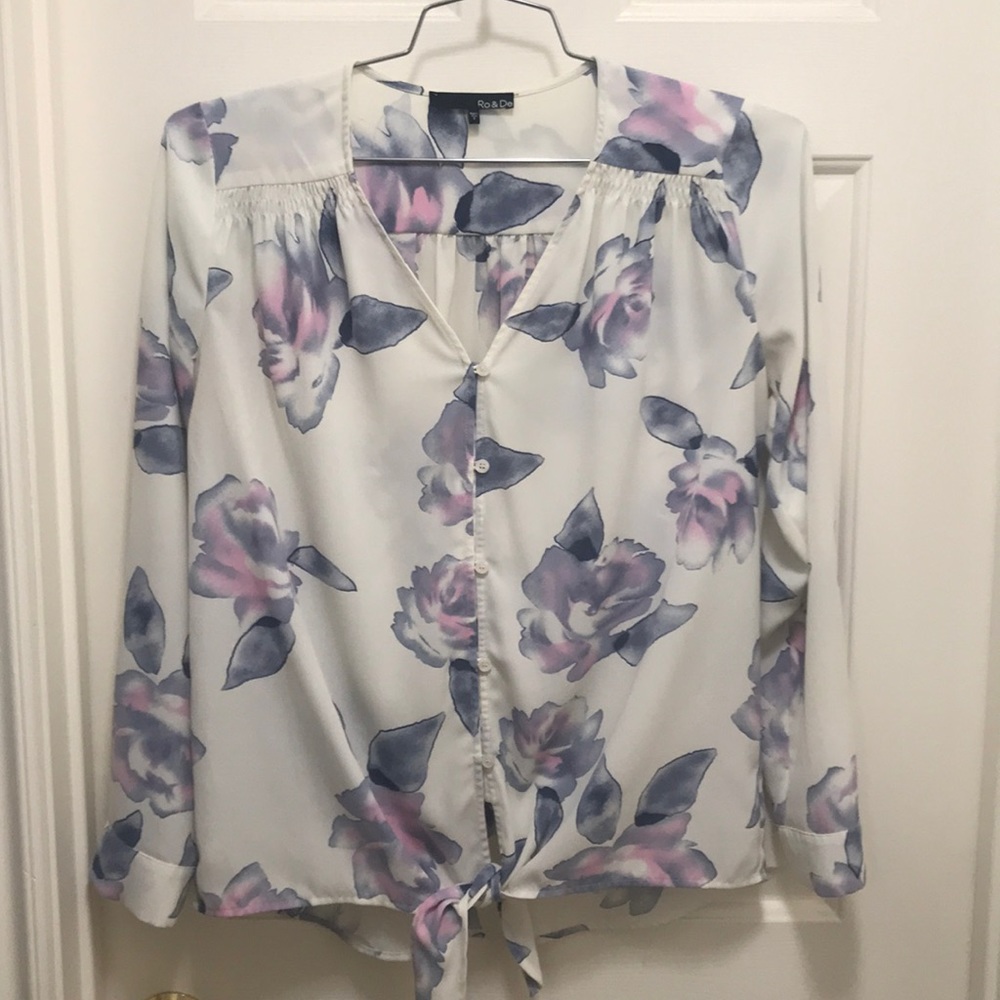 Ro & De Small Floral Blouse